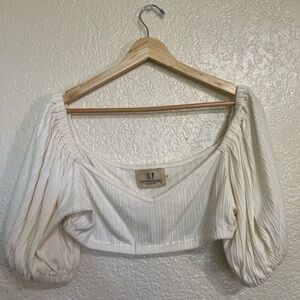 FASHION BRAND COMPANY - WHITE PUFF BLOUSE - XL
